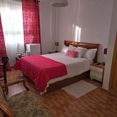 Acogedoras Habitaciones En Madrid Eksteriør billede