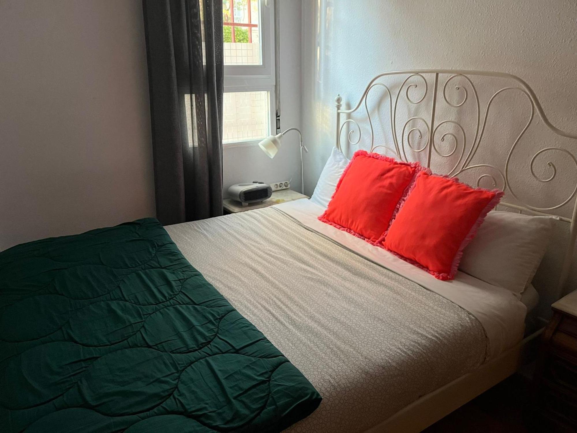 Acogedoras Habitaciones En Madrid Eksteriør billede