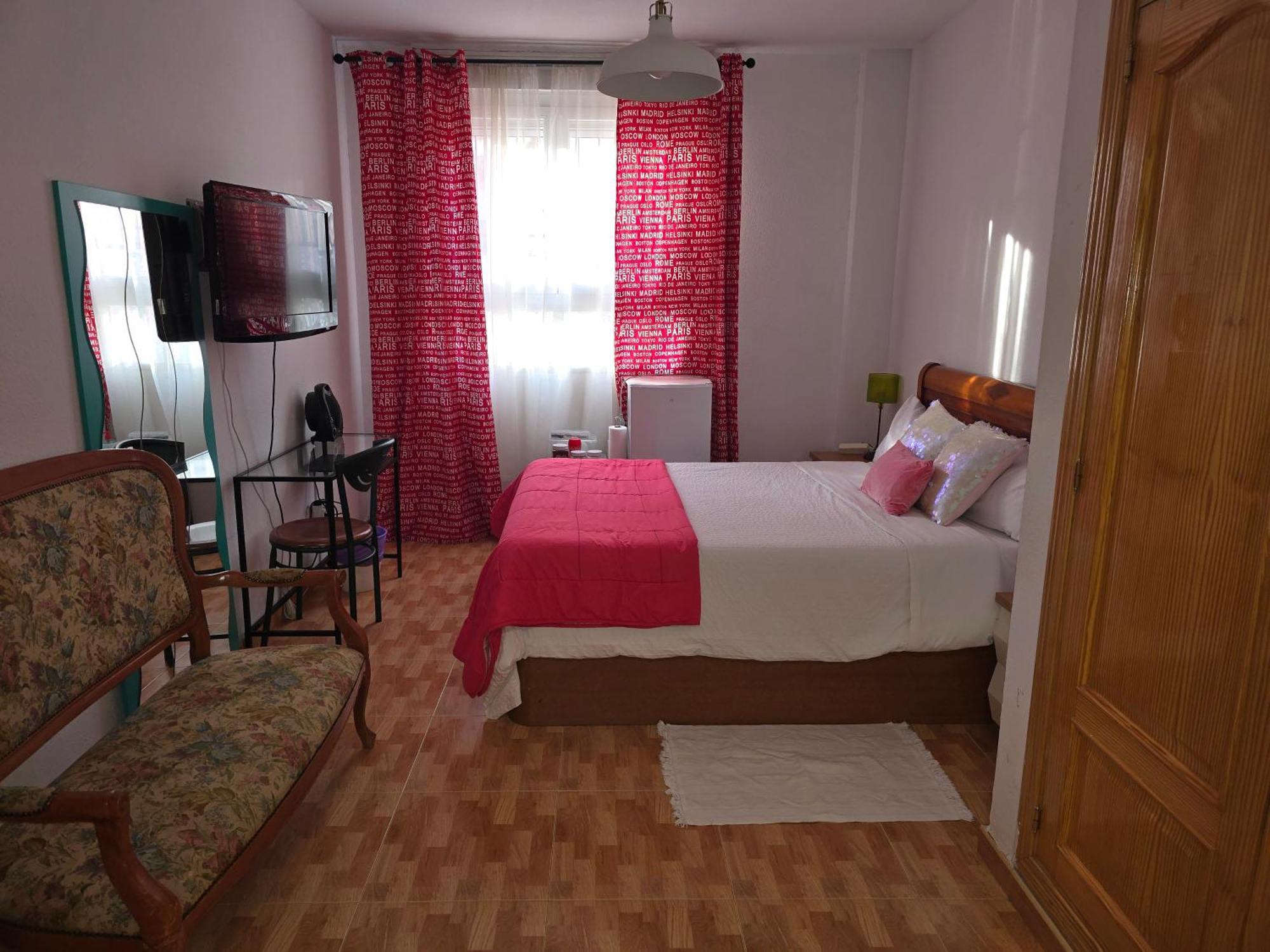 Acogedoras Habitaciones En Madrid Værelse billede