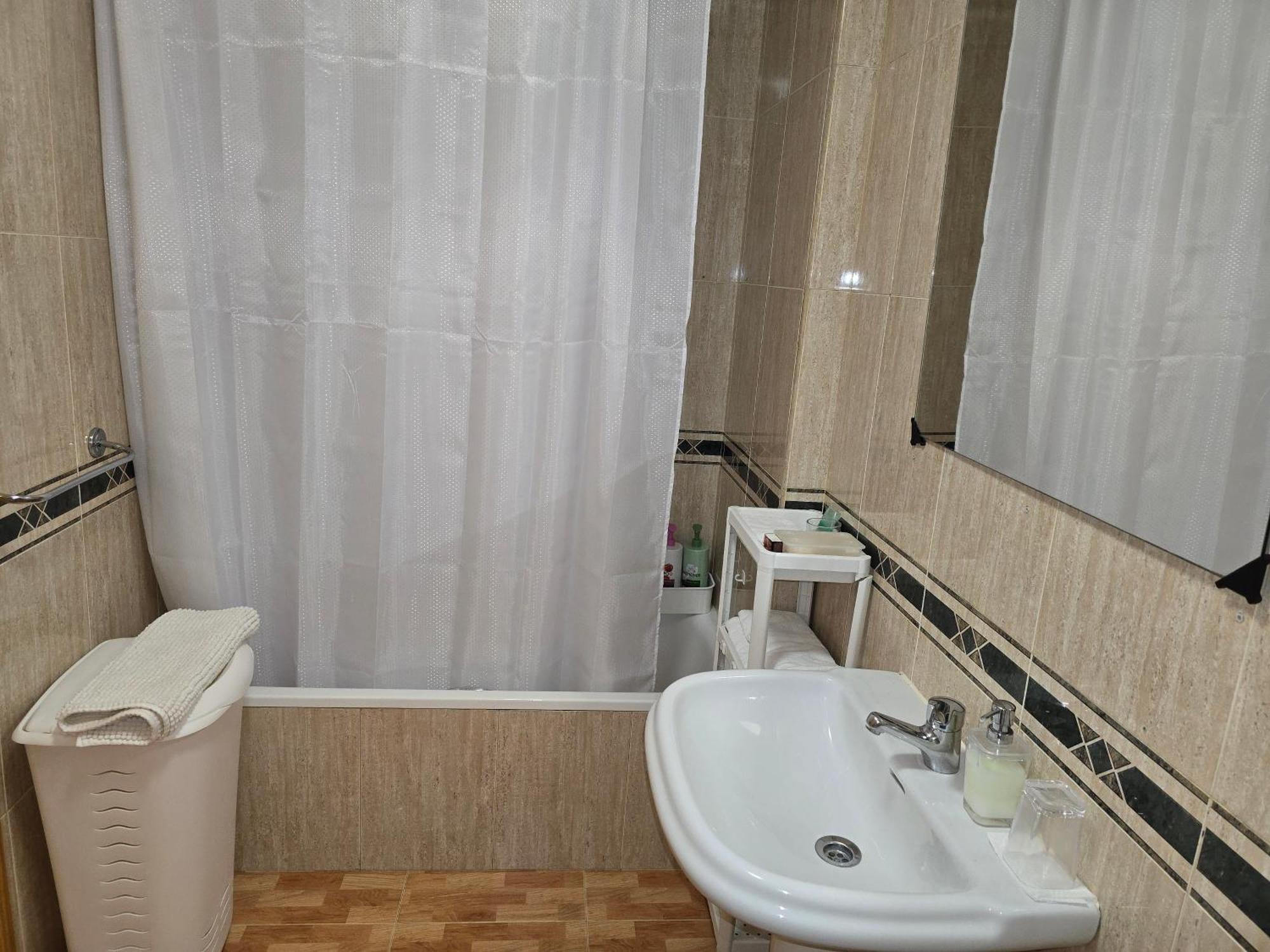 Acogedoras Habitaciones En Madrid Eksteriør billede